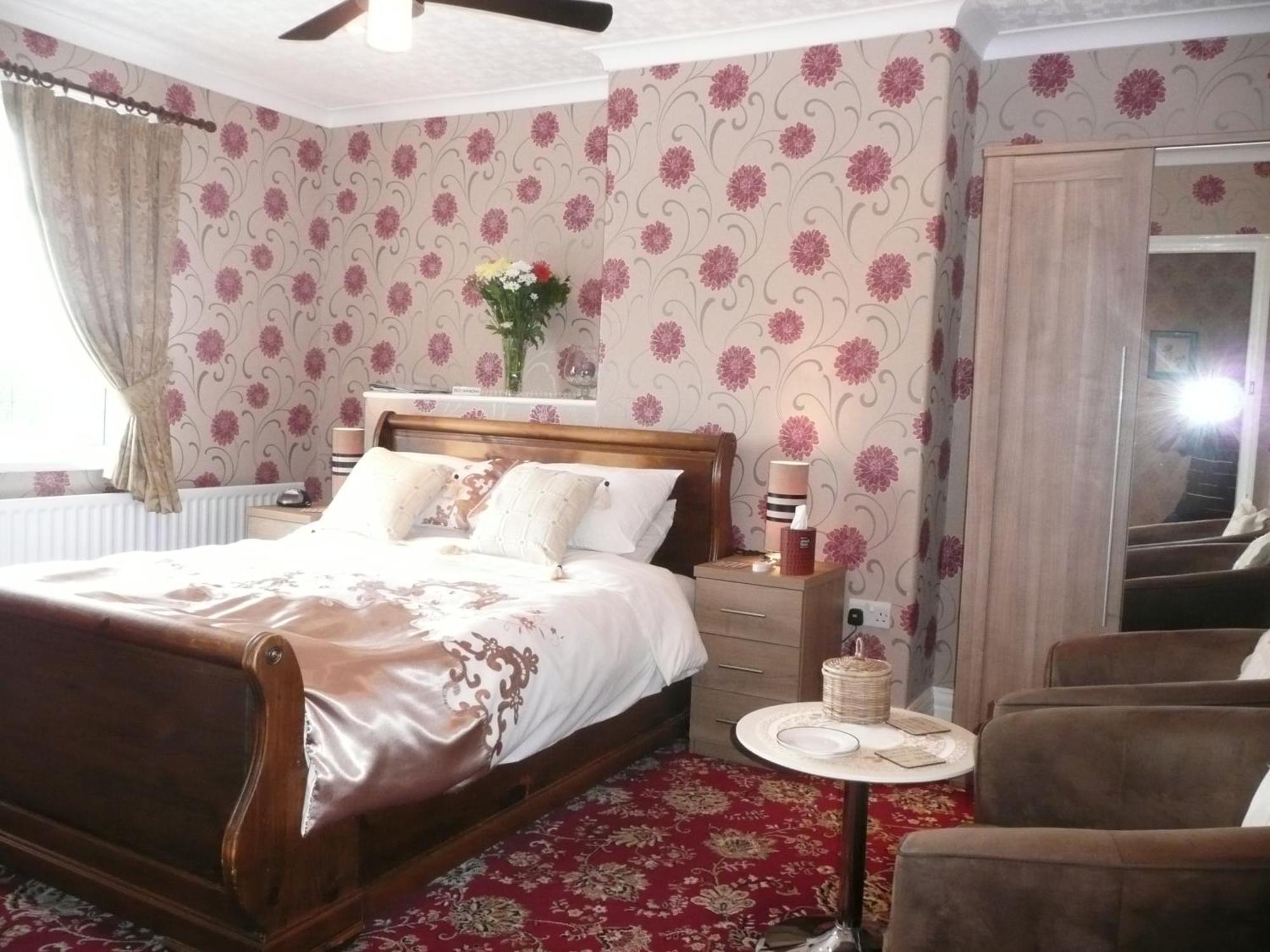Cherry Blossom Guest House 휫비 외부 사진