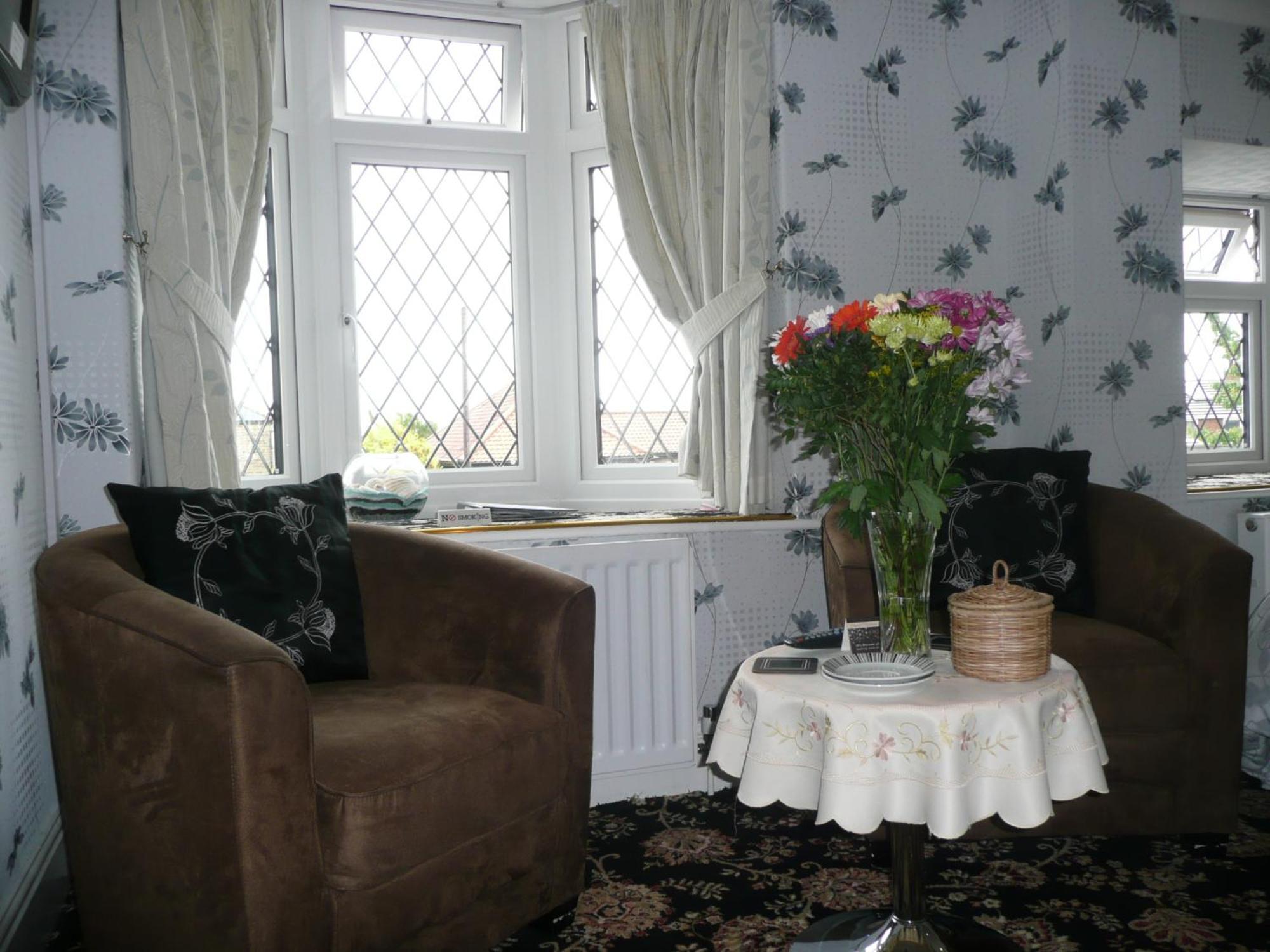 Cherry Blossom Guest House 휫비 외부 사진
