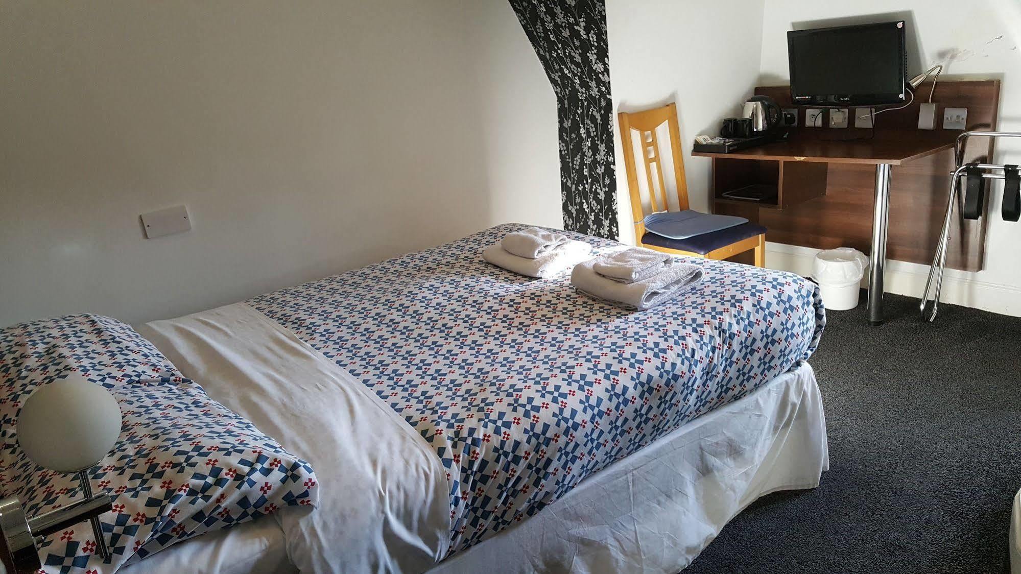 Cherry Blossom Guest House 휫비 외부 사진