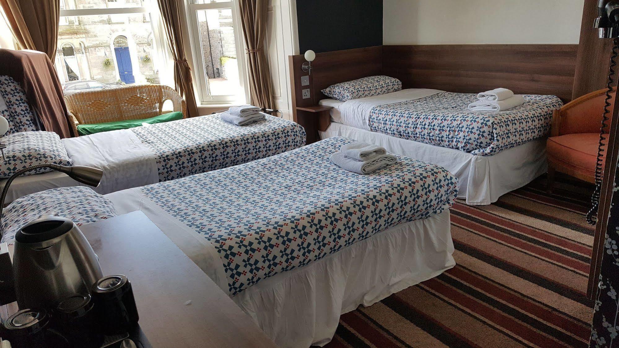 Cherry Blossom Guest House 휫비 외부 사진