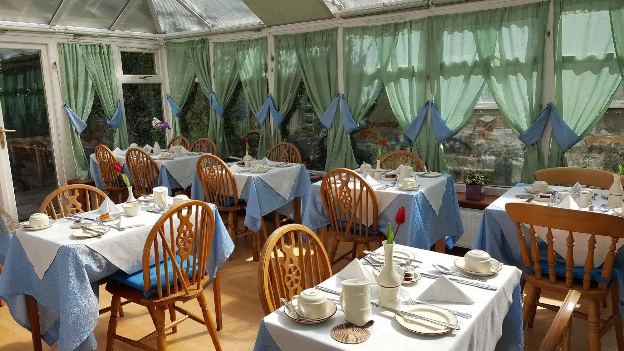 Cherry Blossom Guest House 휫비 외부 사진